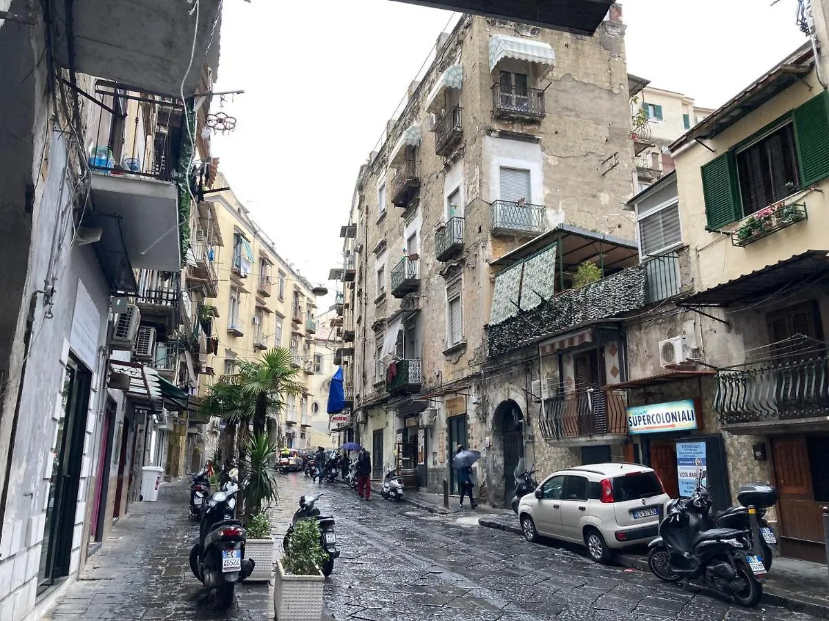 Marco'S Home: Accogliente Casa Nel Cuore Di Napoli 0*, Naples Italy